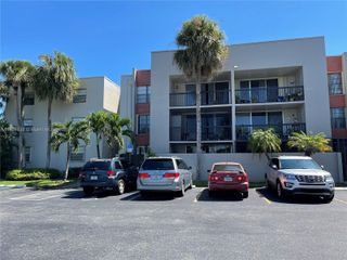 10815 SW 112th Ave 206, Miami, FL 33176