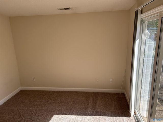 427 South Edgemont Circle, Huntsville, AL 35811