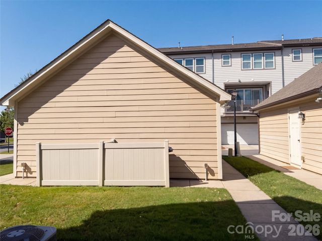 1628 Pat Garrett Street, Charlotte, NC 28206