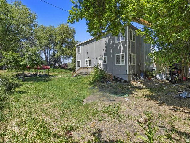 60 S WHITESIDE ST, Layton, UT 84041