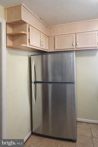 5123 NAVAHOE ST, College Park, MD 20740