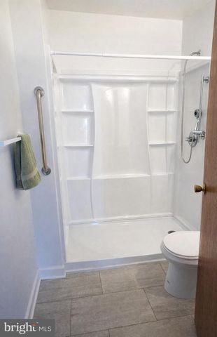 5123 NAVAHOE ST, College Park, MD 20740