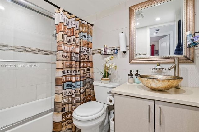 10300 NW 30th Court 109, Sunrise, FL 33322