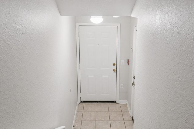 2837 SHADOW VIEW CIRCLE 2837, Maitland, FL 32751