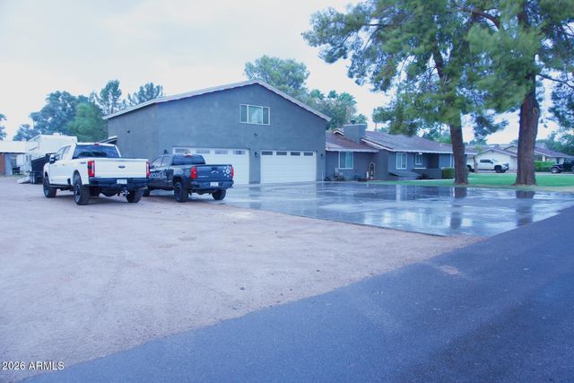 3310 E CAMPBELL Road, Gilbert, AZ 85234