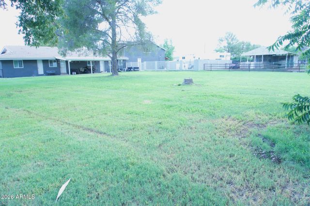 3310 E CAMPBELL Road, Gilbert, AZ 85234