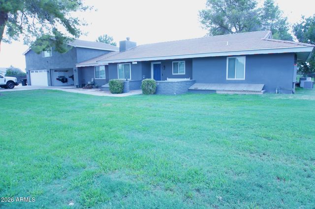 3310 E CAMPBELL Road, Gilbert, AZ 85234