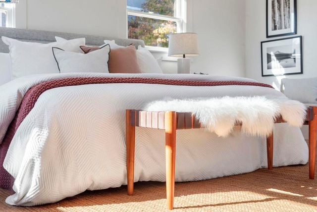 905 Alma Pl, Oakland, CA 94610