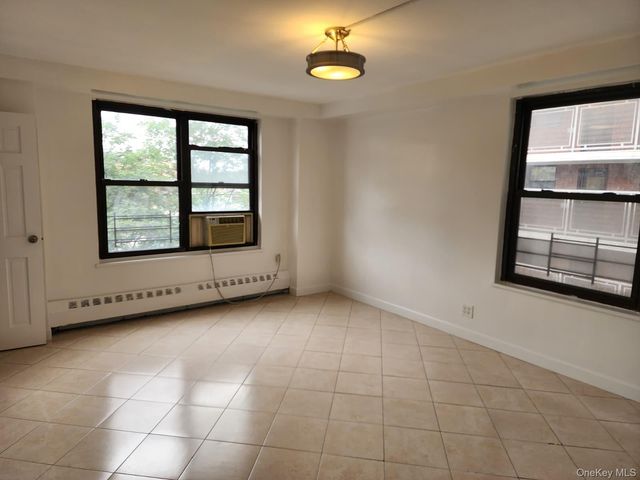 61-15 98th Street 5E, Rego Park, NY 11374