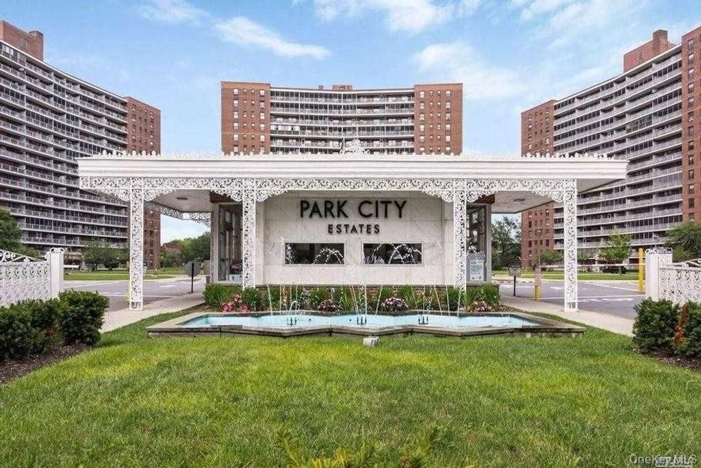 61-15 98th Street 5E, Rego Park, NY 11374