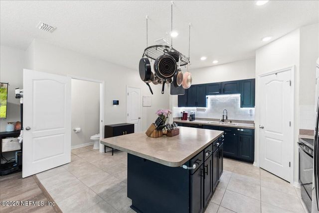 10560 MADRONE COVE Court, Jacksonville, FL 32218
