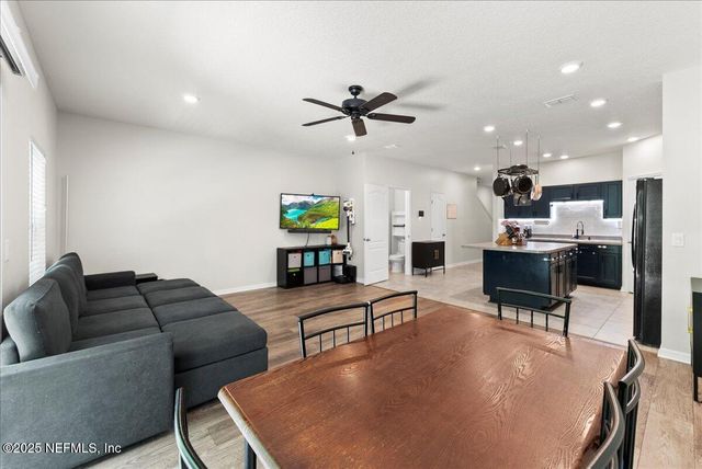 10560 MADRONE COVE Court, Jacksonville, FL 32218