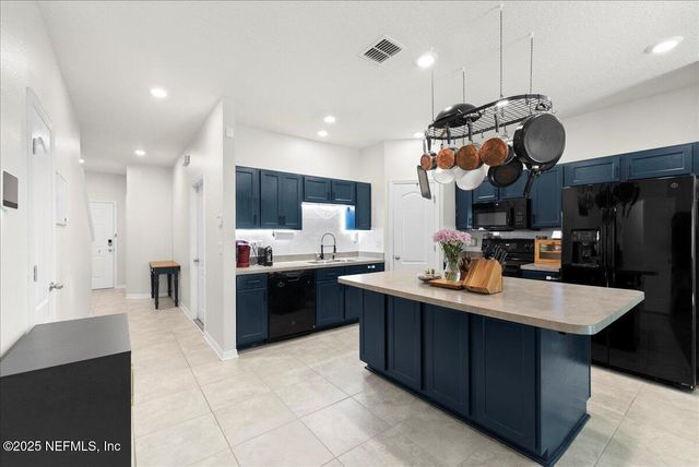 10560 MADRONE COVE Court, Jacksonville, FL 32218