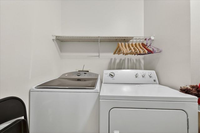 1790 Grand Court NE 35, Grand Rapids, MI 49525
