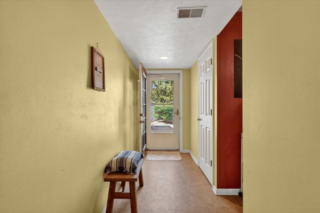 1790 Grand Court NE 35, Grand Rapids, MI 49525