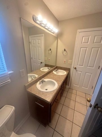 1508 Chestnut Oak Dr, Antioch, TN 37013