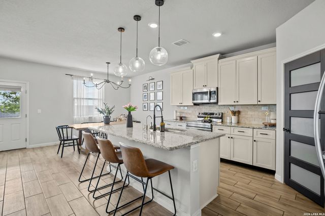 197 Hunters, San Antonio, TX 78253