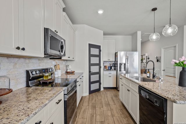 197 Hunters, San Antonio, TX 78253