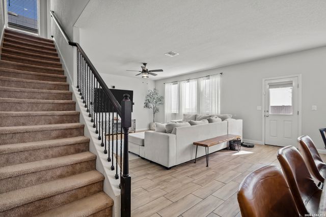 197 Hunters, San Antonio, TX 78253