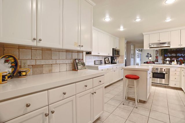 70 N Lower Sacramento Rd, Lodi, CA 95242
