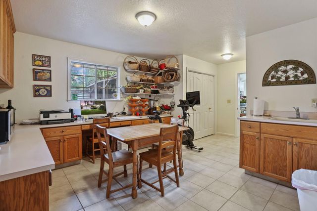 70 N Lower Sacramento Rd, Lodi, CA 95242