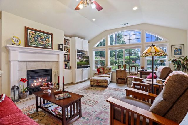 70 N Lower Sacramento Rd, Lodi, CA 95242