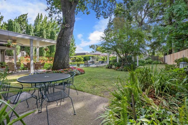 70 N Lower Sacramento Rd, Lodi, CA 95242