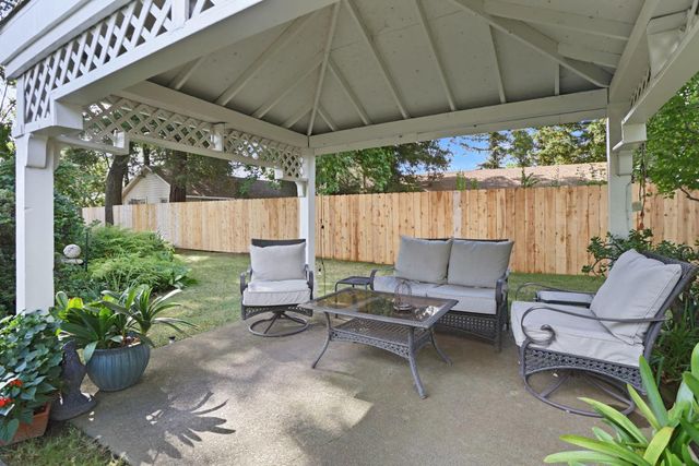 70 N Lower Sacramento Rd, Lodi, CA 95242