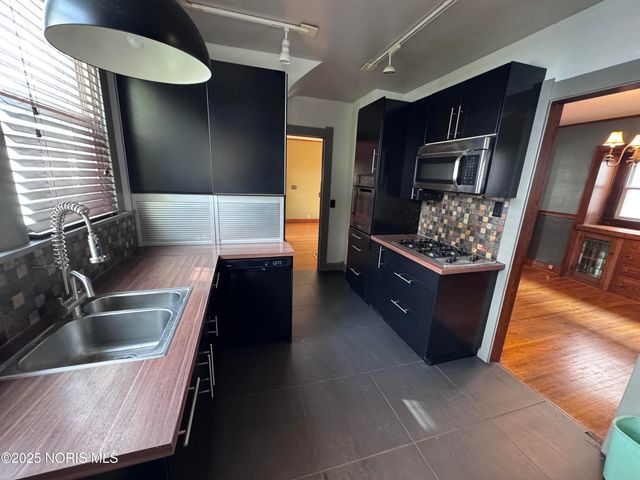 3737 Lockwood Avenue, Toledo, OH 43612