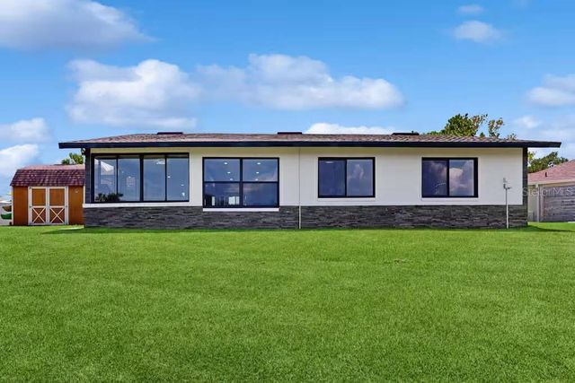 7 CARRY COURT, Palm Coast, FL 32137