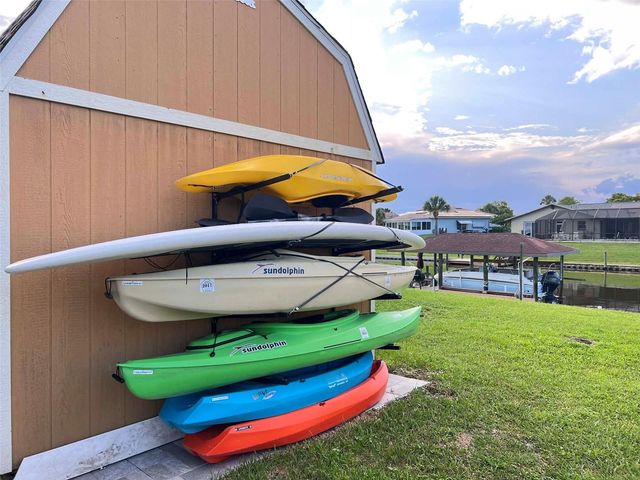 7 CARRY COURT, Palm Coast, FL 32137