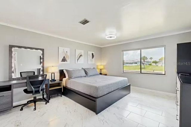 7 CARRY COURT, Palm Coast, FL 32137