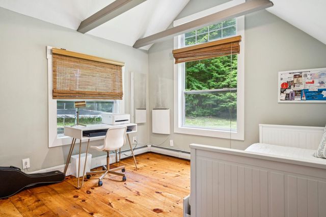 82 Fairgrounds Road, Bradford, NH 03221
