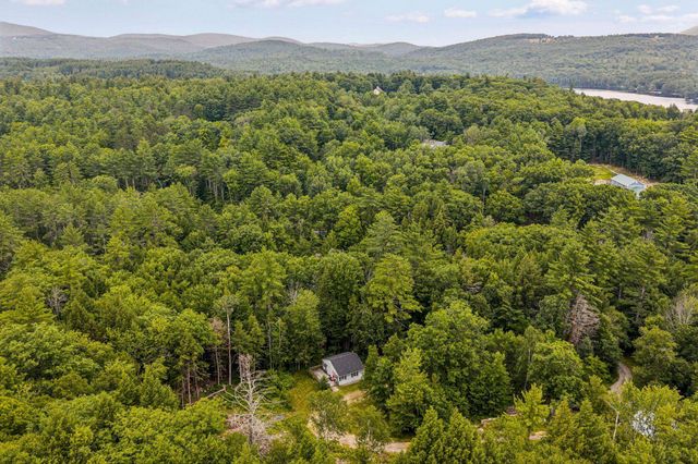 82 Fairgrounds Road, Bradford, NH 03221
