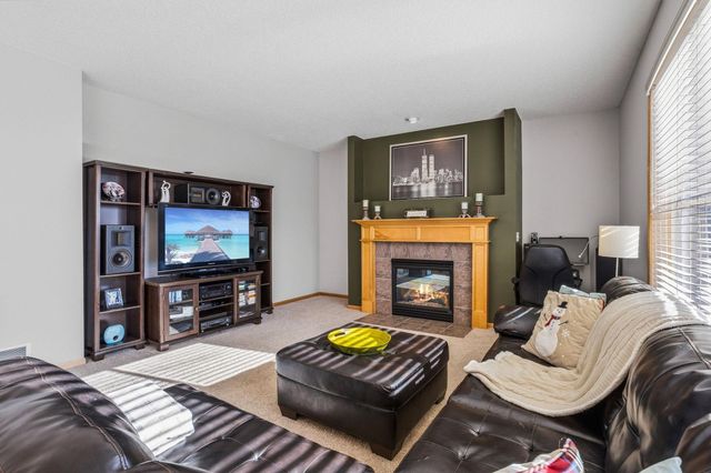 19885 Evensong Court, Farmington, MN 55024