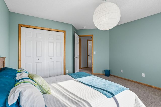 19885 Evensong Court, Farmington, MN 55024