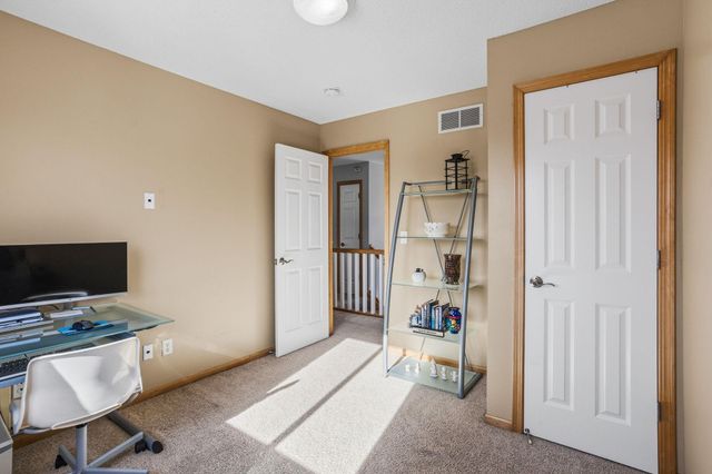 19885 Evensong Court, Farmington, MN 55024