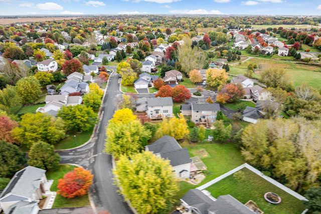 19885 Evensong Court, Farmington, MN 55024