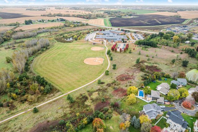 19885 Evensong Court, Farmington, MN 55024