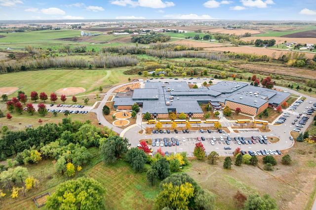 19885 Evensong Court, Farmington, MN 55024