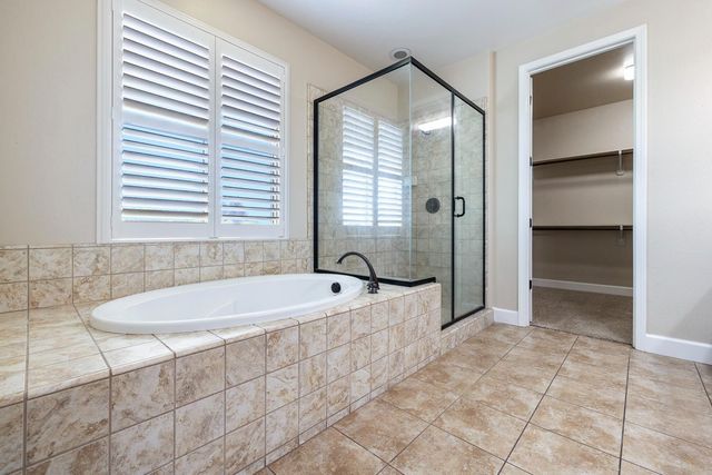 1135 N Whittier Avenue, Clovis, CA 93611