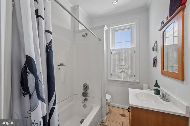 1735 W MOYAMENSING AVE, Philadelphia, PA 19145