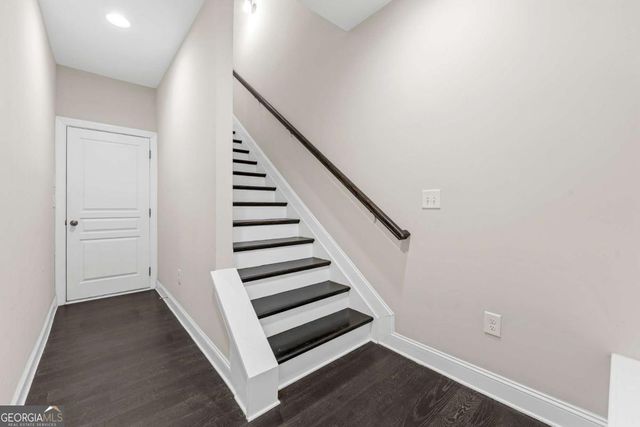 4468 Dunblane Avenue, Sugar Hill, GA 30518