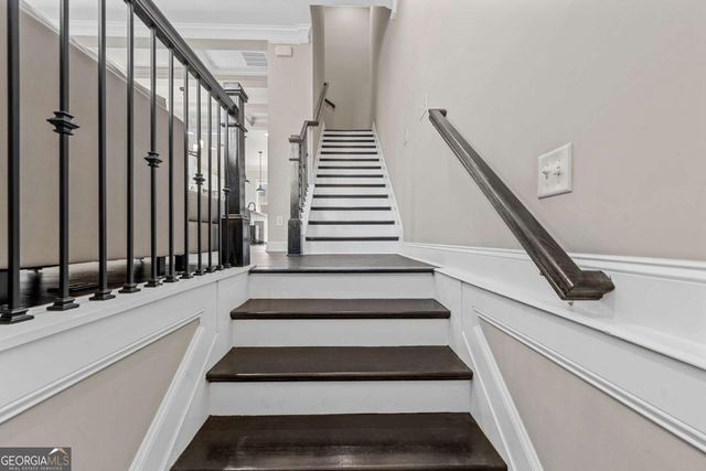 4468 Dunblane Avenue, Sugar Hill, GA 30518