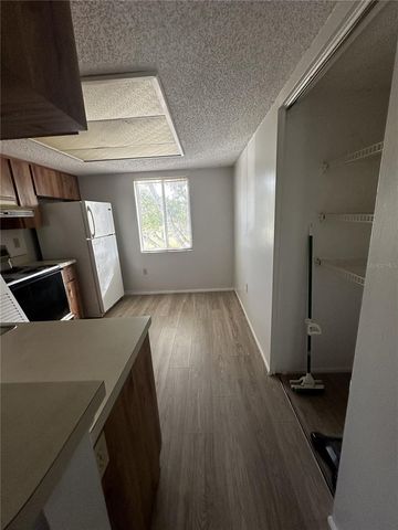 112 CYPRESS COURT 112, Oldsmar, FL 34677