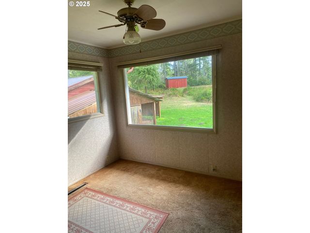 70897 HIGHWAY 101, North Bend, OR 97459