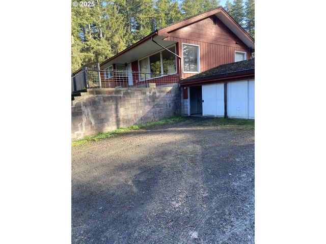 70897 HIGHWAY 101, North Bend, OR 97459