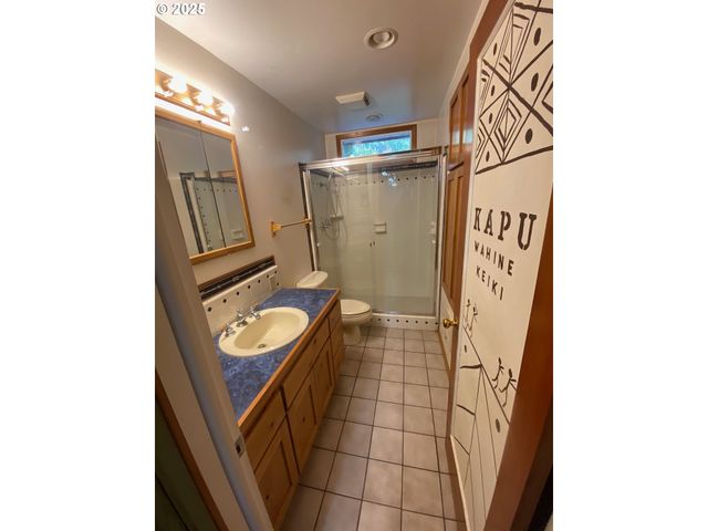 70897 HIGHWAY 101, North Bend, OR 97459