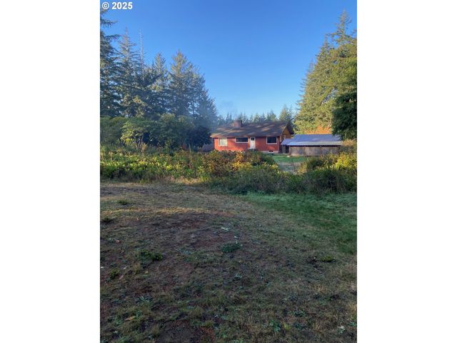 70897 HIGHWAY 101, North Bend, OR 97459