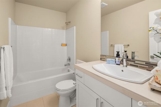 1315 139 Place SW, Lynnwood, WA 98087